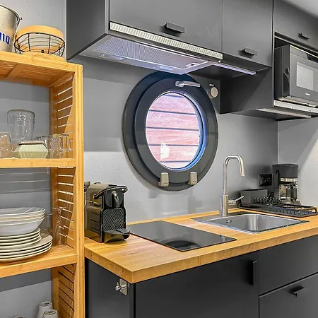 船上ホテル Bord Du Canal Du Rhone A Sete Sur 